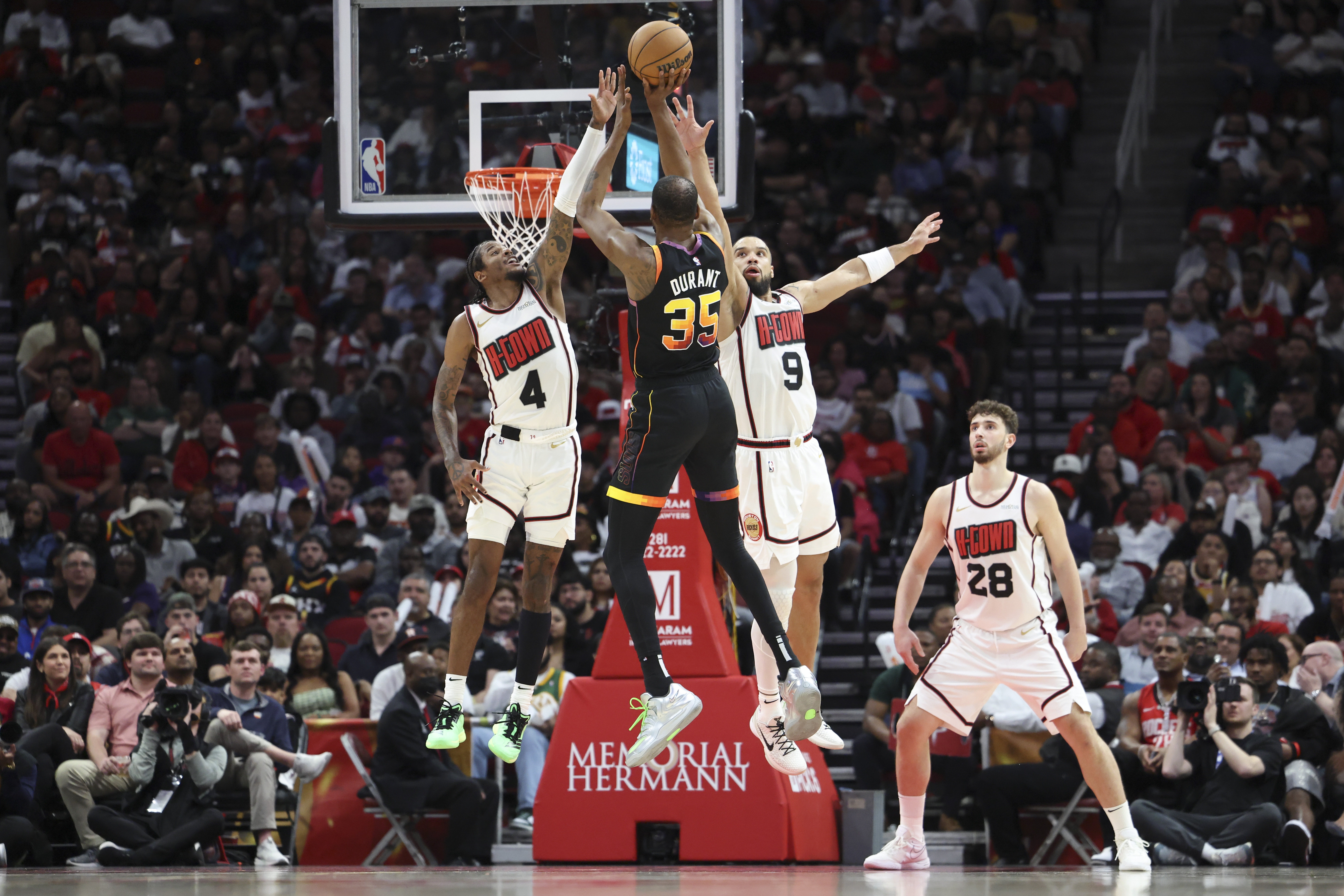 新援实力评估：杜兰特助力火箭冲击冠军，湖人掘金引援成效解析